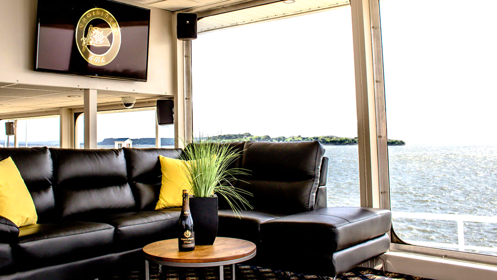 Girls doing a "Cheers!" in the VIP Lounge