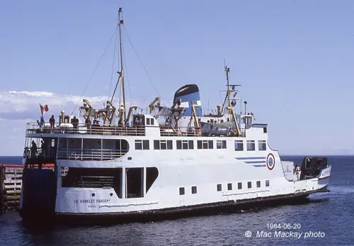 8432-22 Le Gobelet d'Argent.jpg