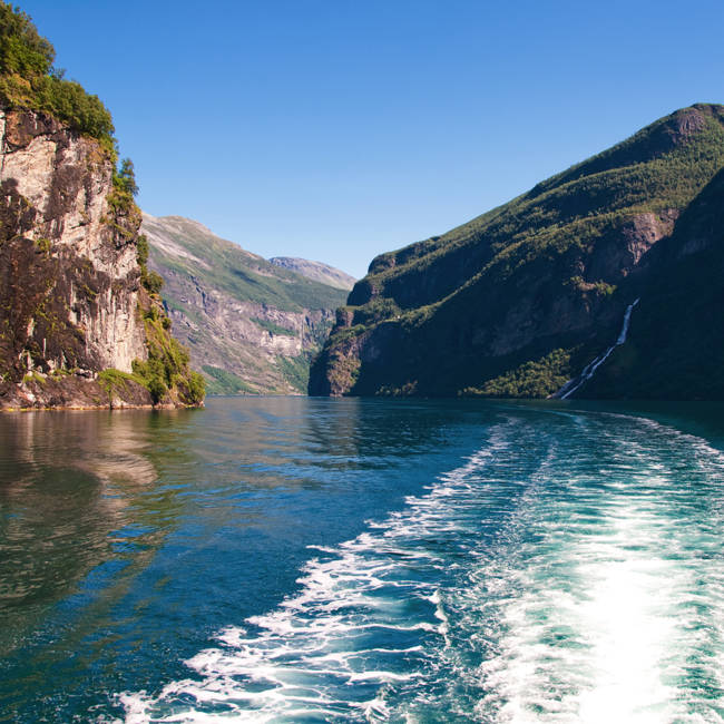 Fjord boat trail