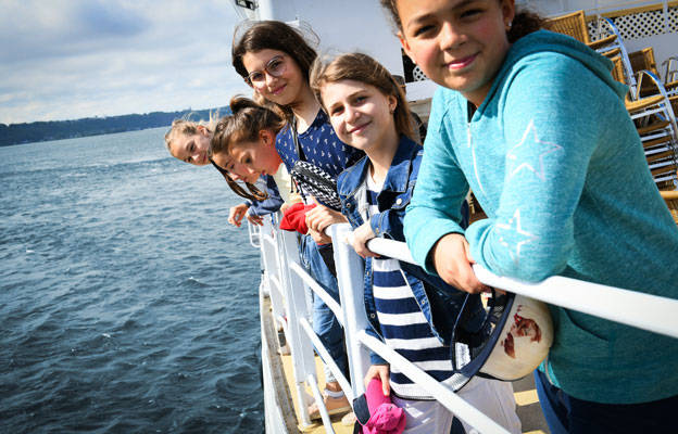 Teen cruise