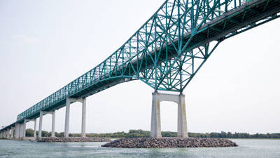Laviolette Bridge
