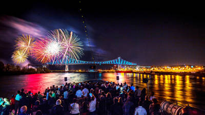 Croisière feux d'artifices à Montréal