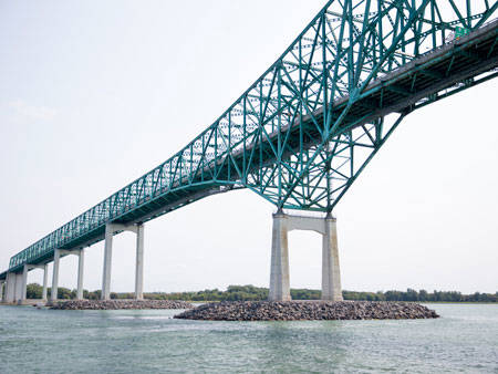 Laviolette Bridge