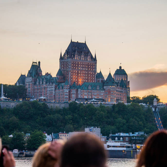 Croisière et feux d'artifice à Québec